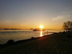 Sonnenuntergang Elbe 11